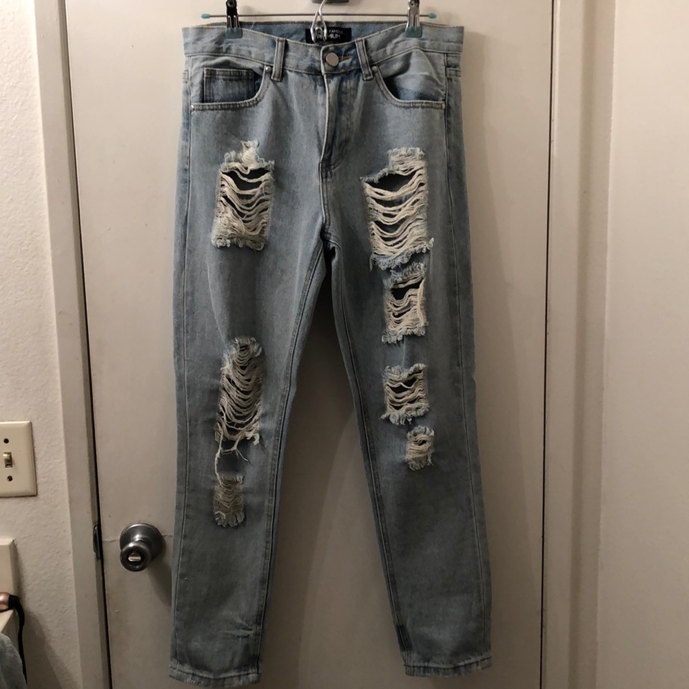 Distressed boyfriend jeans